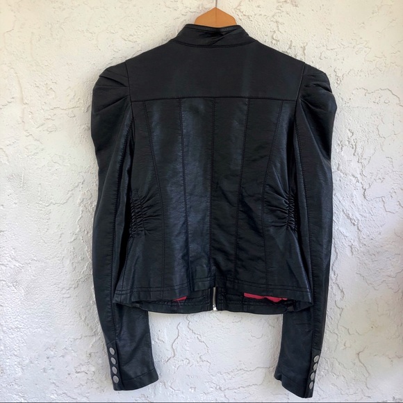 Black faux leather jacket size small - Picture 4 of 8